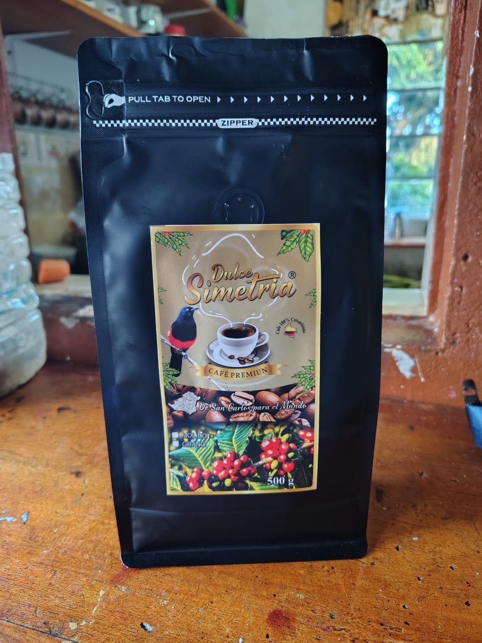 Empaque Dulce Simetría 500g con el Cacique Candela en la etiqueta — De San Carlos para el Mundo